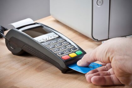 Nağdsız ödənişlər